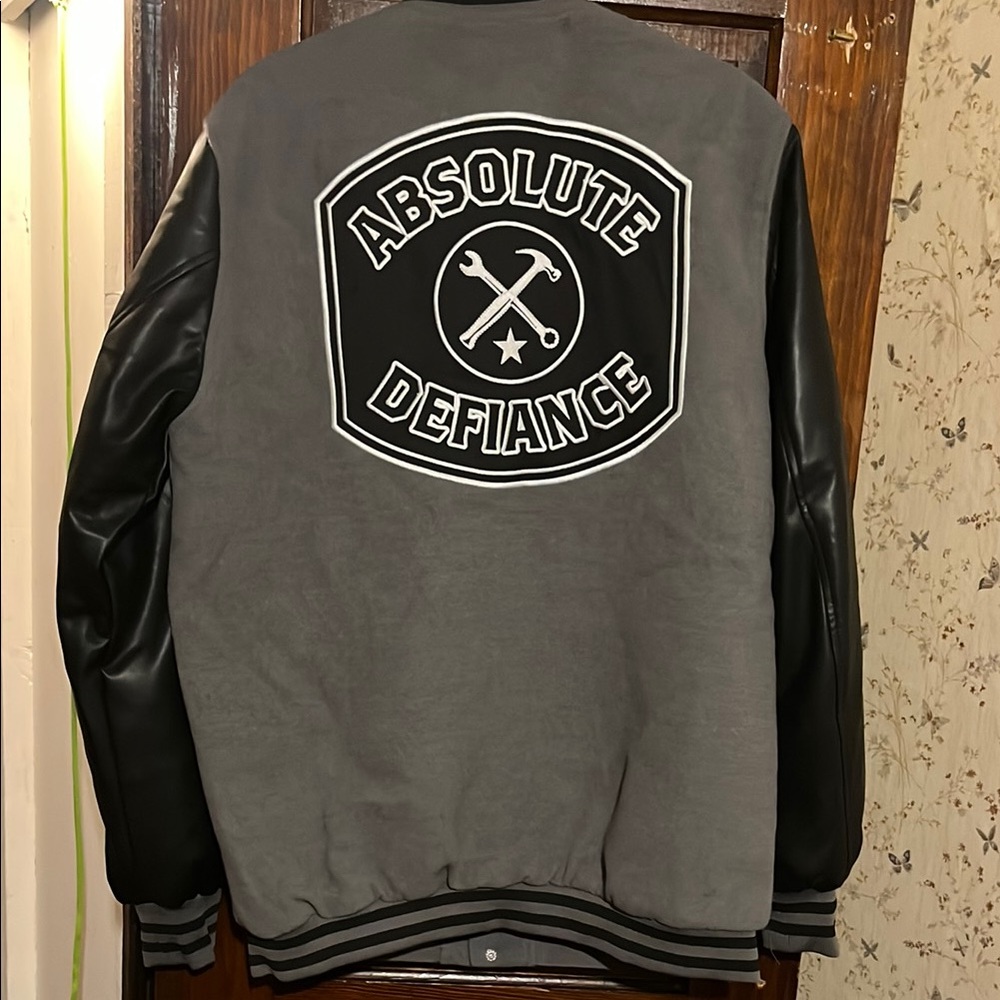 Dixxon Absolute Defiance varsity jacket men’s XL brand New